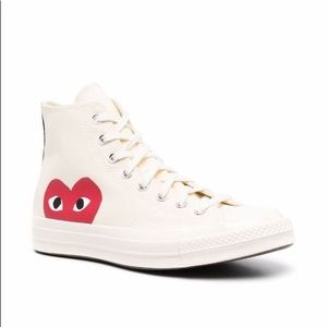 Comme Des Garçons Play x Converse
x Converse Chuck 70 high-top sneakers